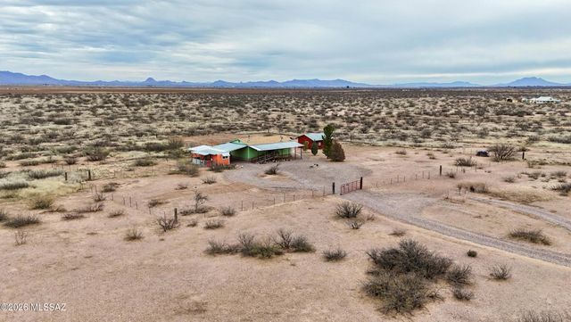 6557 N Kings Highway, Douglas, AZ 85607