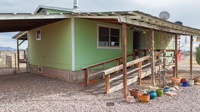 6557 N Kings Highway, Douglas, AZ 85607