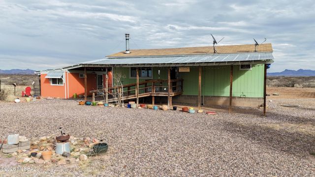 6557 N Kings Highway, Douglas, AZ 85607