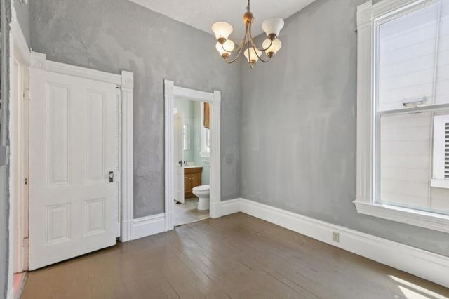 1917 Myrtle Street, Oakland, CA 94607