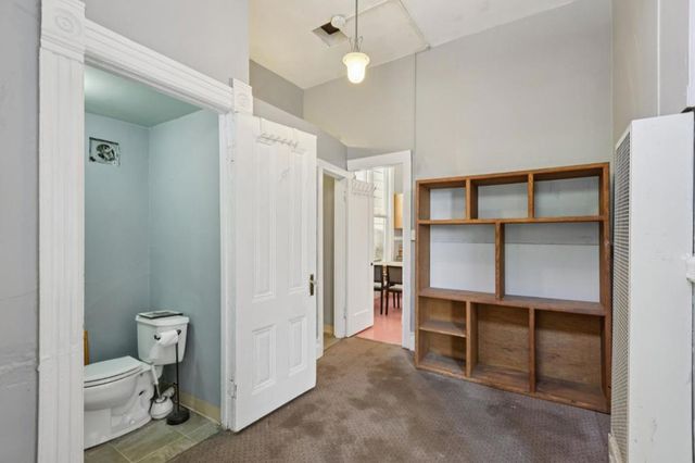 1917 Myrtle Street, Oakland, CA 94607