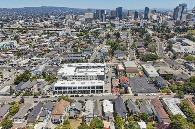 1917 Myrtle Street, Oakland, CA 94607
