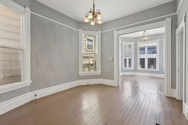 1917 Myrtle Street, Oakland, CA 94607
