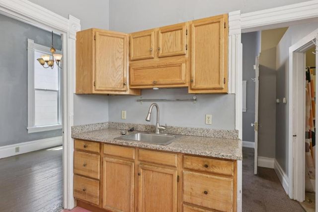 1917 Myrtle Street, Oakland, CA 94607
