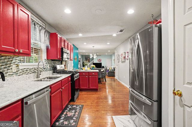 925 Reda Court, Mcdonough, GA 30253