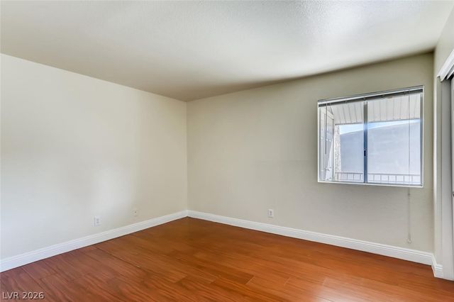 5229 Indian River Drive 240, Las Vegas, NV 89103