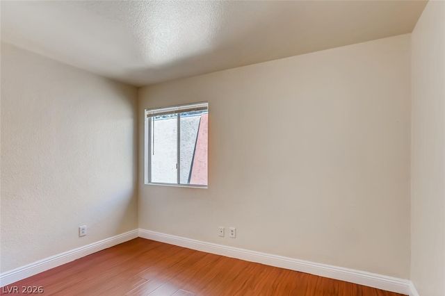 5229 Indian River Drive 240, Las Vegas, NV 89103