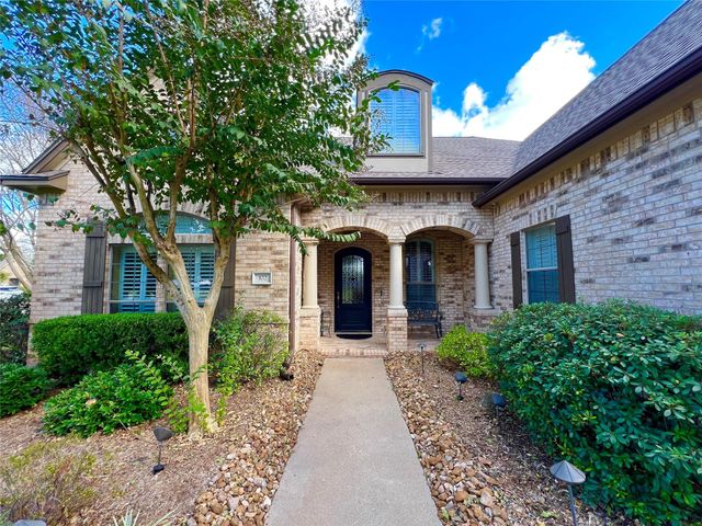 102 Pintail Drive, Clute, TX 77531