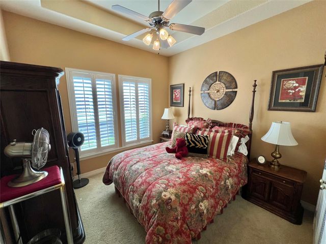 102 Pintail Drive, Clute, TX 77531