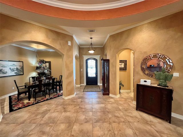 102 Pintail Drive, Clute, TX 77531