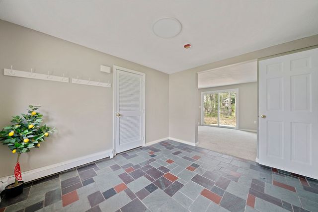 84 Poulos Rd, Braintree, MA 02184