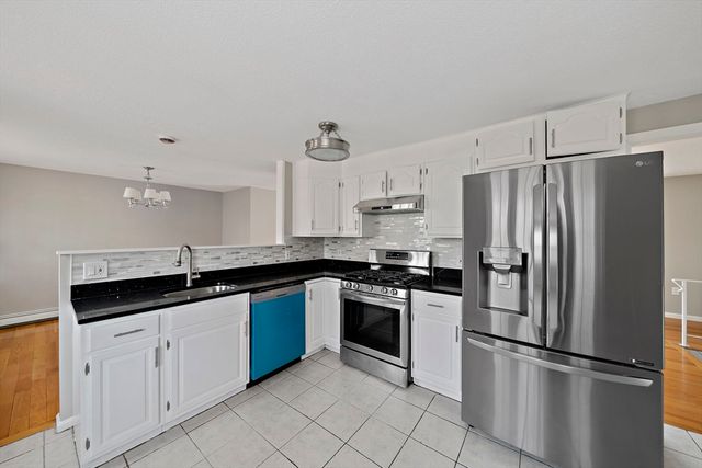 84 Poulos Rd, Braintree, MA 02184