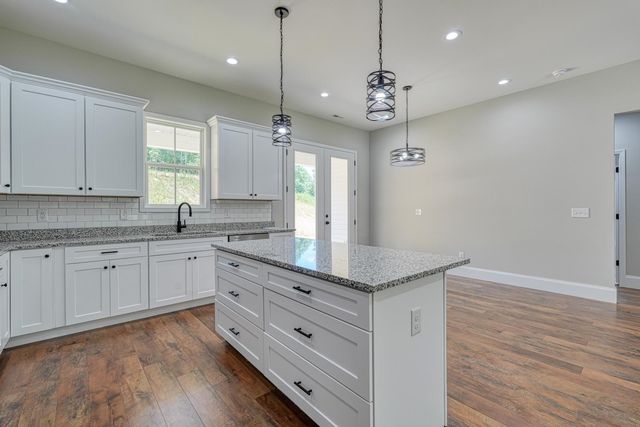 82 Old School House Road, Spartanburg, SC 29307