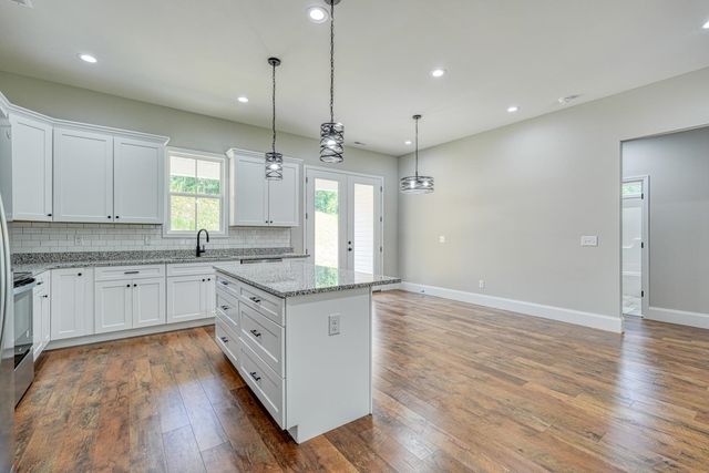 82 Old School House Road, Spartanburg, SC 29307