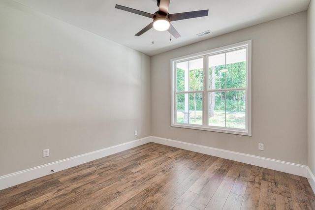 82 Old School House Road, Spartanburg, SC 29307