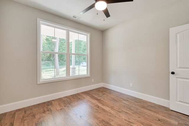 82 Old School House Road, Spartanburg, SC 29307