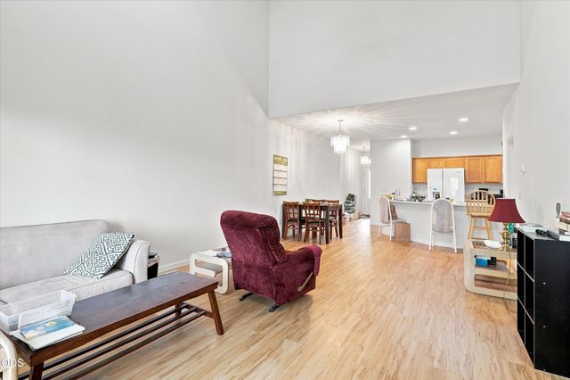 3855 Dover Ridge Drive 4, Medford, OR 97504