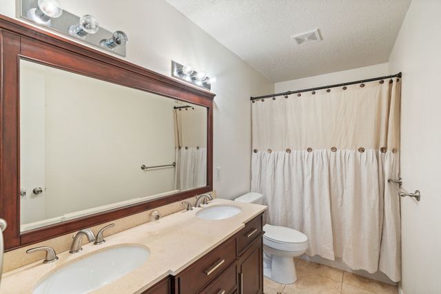 1121 Annie Oakley Drive, Anna, TX 75409