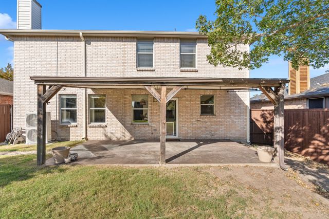 1121 Annie Oakley Drive, Anna, TX 75409