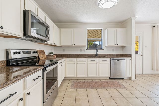 1121 Annie Oakley Drive, Anna, TX 75409