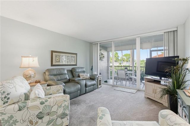 25804 Cockleshell DR # 117, Bonita Springs, FL 34135