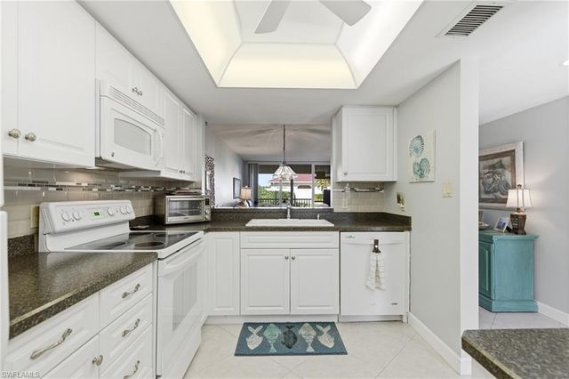 25804 Cockleshell DR # 117, Bonita Springs, FL 34135