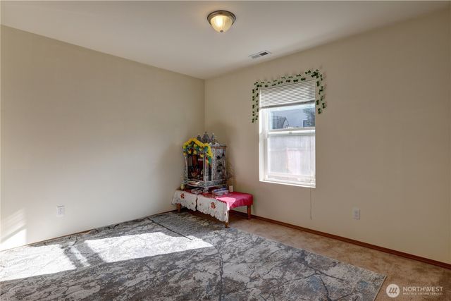 29704 SE 217th pl se, Kent, WA 98042