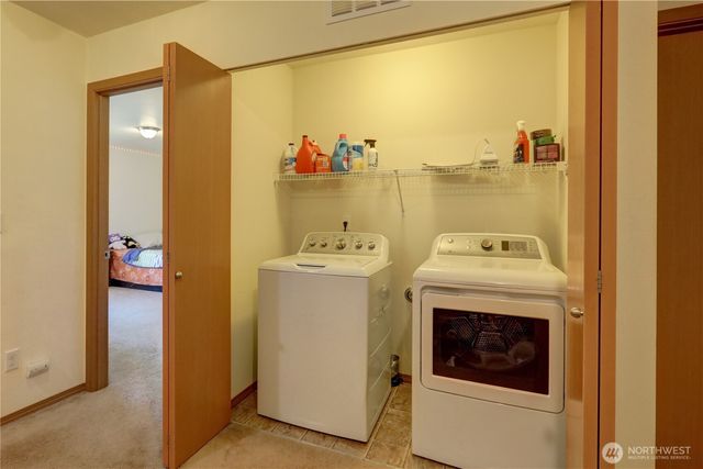 29704 SE 217th pl se, Kent, WA 98042