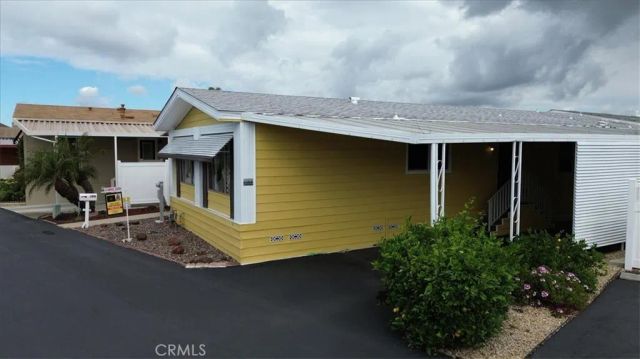 16222 Monterey 300, Huntington Beach, CA 92649