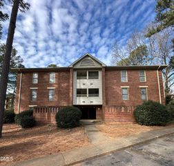 3532 Ivy Commons Drive 301, Raleigh, NC 27606