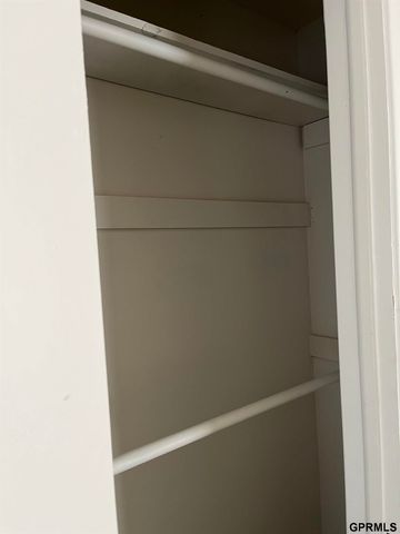 4868 S 53 Street, Omaha, NE 68117