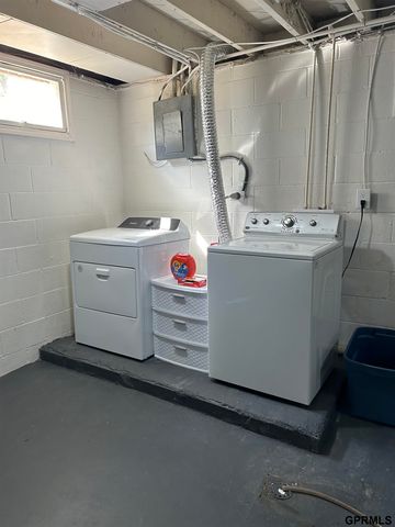 4868 S 53 Street, Omaha, NE 68117