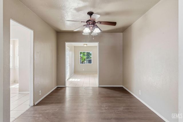 2225 Quincy Drive, Bakersfield, CA 93306