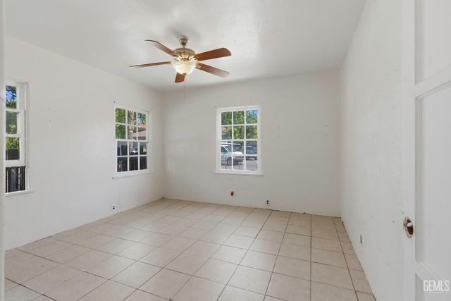 2225 Quincy Drive, Bakersfield, CA 93306