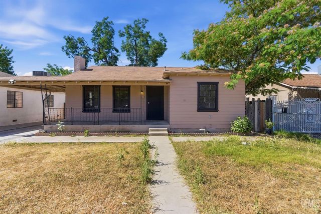2225 Quincy Drive, Bakersfield, CA 93306