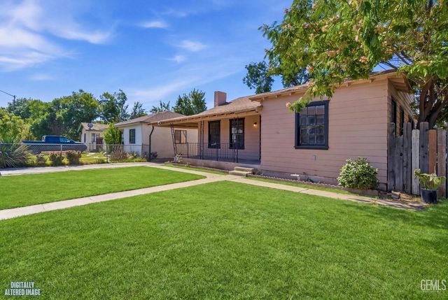 2225 Quincy Drive, Bakersfield, CA 93306