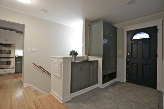 1789 Alameda Street, Roseville, MN 55113