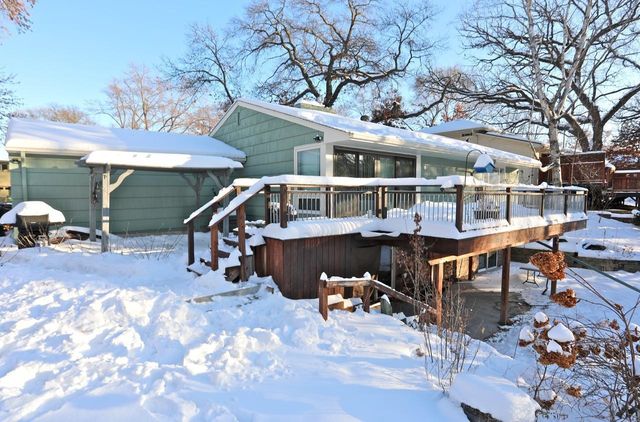 1789 Alameda Street, Roseville, MN 55113