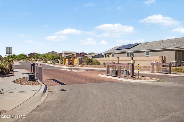 10502 W Thetford Lane, Marana, AZ 85653