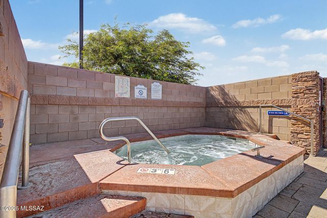 10502 W Thetford Lane, Marana, AZ 85653