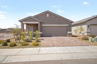 10502 W Thetford Lane, Marana, AZ 85653