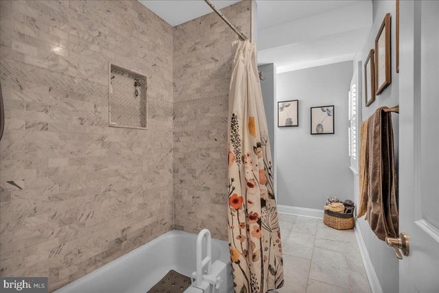 202 WESTMONT AVE, Haddon Township, NJ 08108