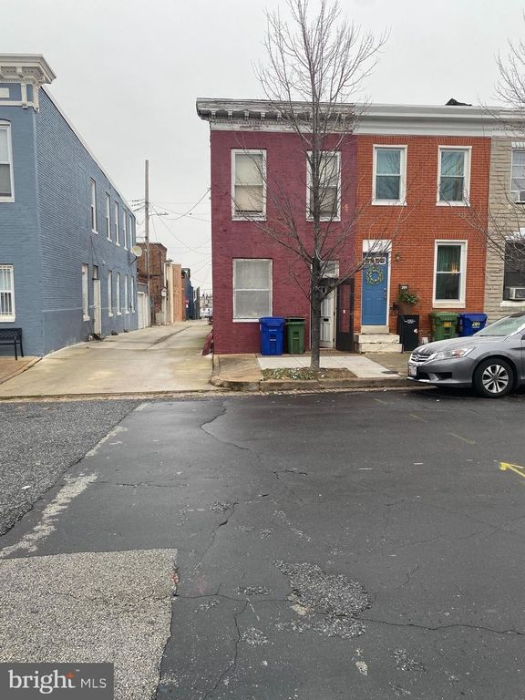 Image 3 of property listing at 211 COLLINGTON AVE, Baltimore, MD 21231