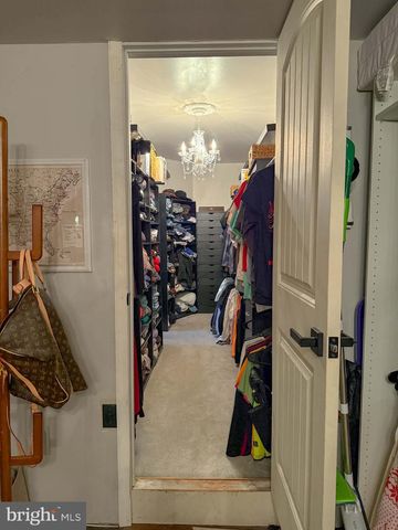 56 BREARLY DR, Sicklerville, NJ 08081