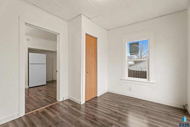 706 S Menlo Ave Avenue, Sioux Falls, SD 57104