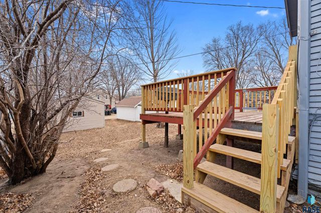 706 S Menlo Ave Avenue, Sioux Falls, SD 57104