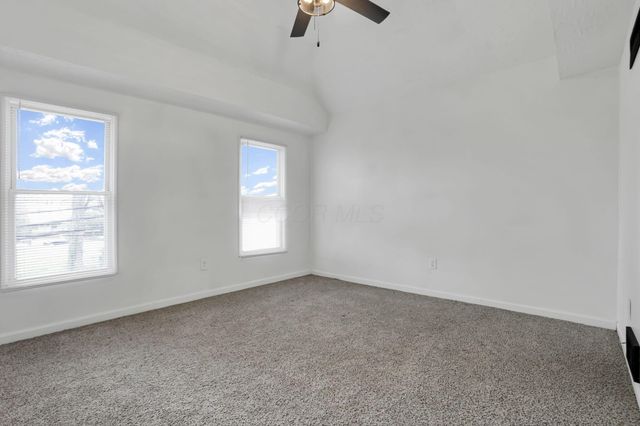 39 W Ramlow Alley, Columbus, OH 43202