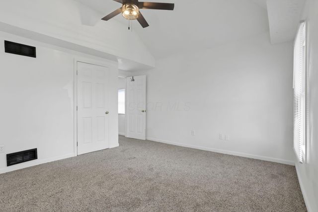 39 W Ramlow Alley, Columbus, OH 43202