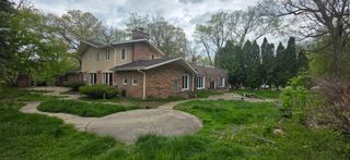 188 N BLOOMINGDALE Road, Bloomingdale, IL 60108