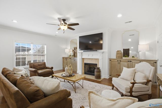 4813 Cove Valley Drive, Owens Cross Roads, AL 35763